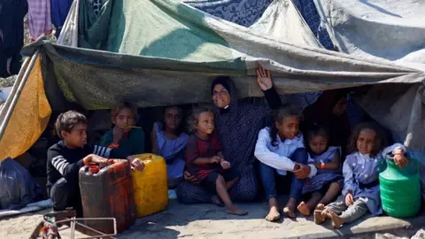 Dire Crisis across northern Gaza as Military Forces Continue Operations